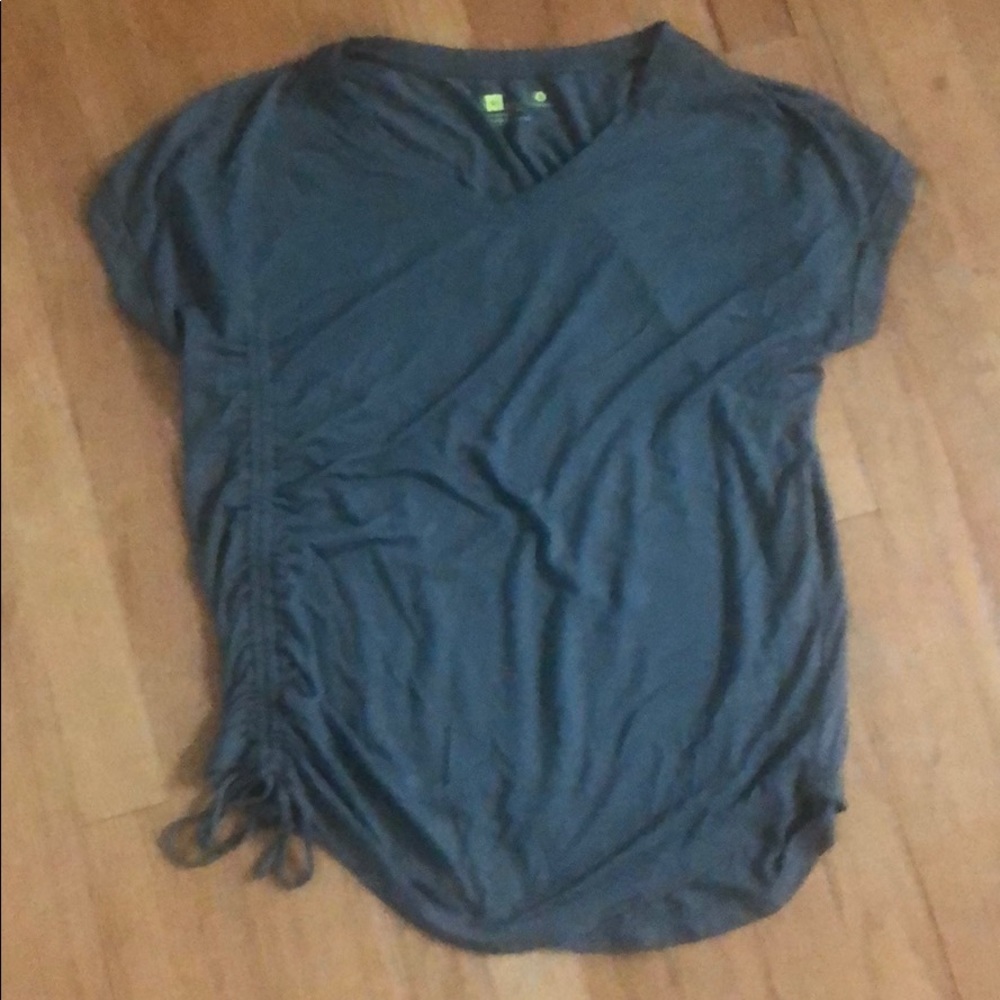 Short sleeve top with ruching on one side